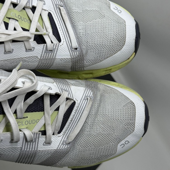 On Cloudgo gray and light lime green running shoes size 9 - Picture 9 of 13